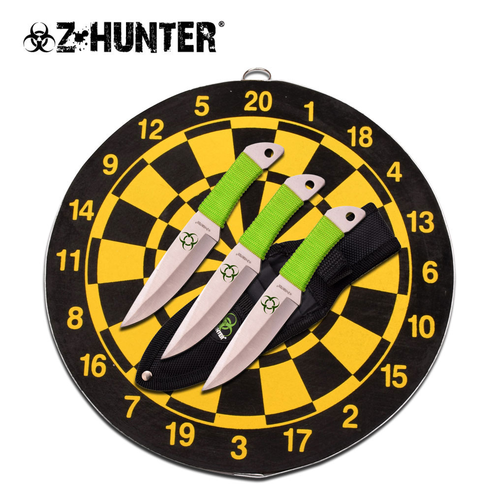 Picture of Z-Hunter - Throwing Knives 3-Piece Set with Target Board