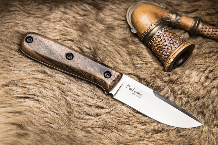 Couteaux de chasse en ligne de mire