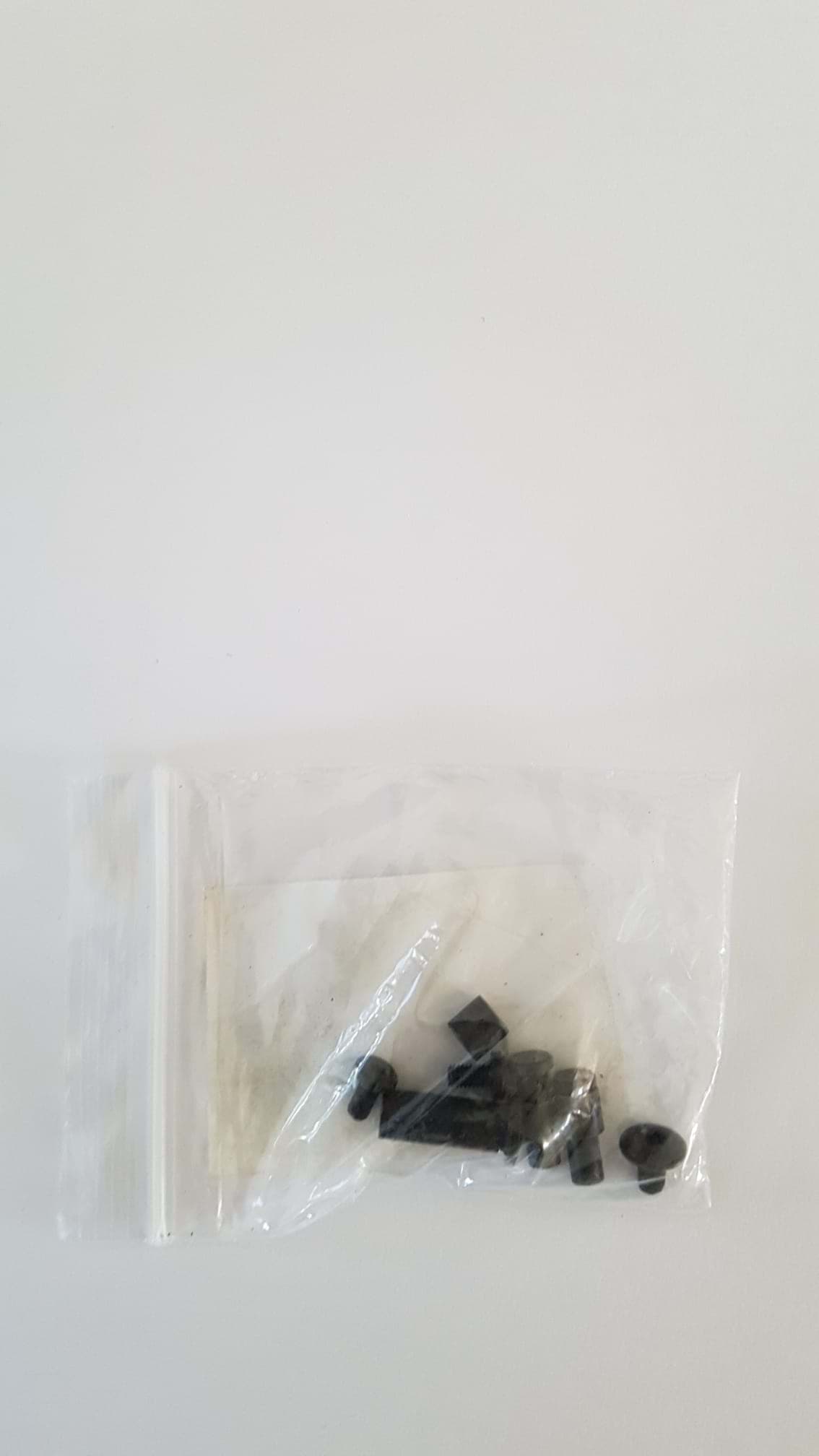 Bild von Odenwolf - Ersatzschrauben Black D2 Taschenmesser
